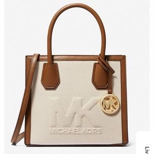 Micheal Kors - Mercer Medium Logo Embossed